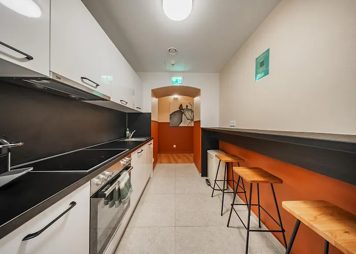 Home1 - Le Copernicó Boutique Auberge de jeunesse *