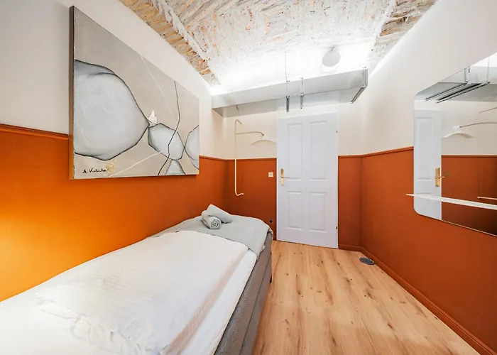Home1 - Le Copernicó Boutique Auberge de jeunesse *