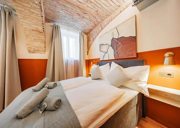 Home1 - Le Copernicó Boutique